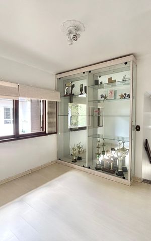 Casa para alugar com 390m², 4 quartos e 2 vagas Casa para alugar com 390m², 4 quartos e 2 vagasQuarto 1