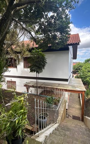 Casa para alugar com 390m², 4 quartos e 2 vagas Casa para alugar com 390m², 4 quartos e 2 vagasPátio