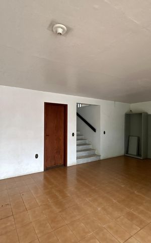 Casa para alugar com 390m², 4 quartos e 2 vagas Casa para alugar com 390m², 4 quartos e 2 vagasGaragem