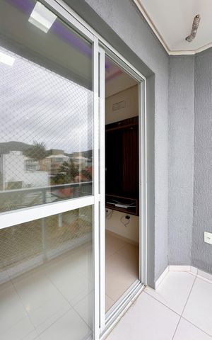 Apartamento para alugar com 64m², 2 quartos e 1 vagaVaranda