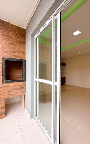 Apartamento para alugar com 64m², 2 quartos e 1 vagaVaranda