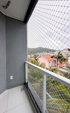 Apartamento para alugar com 64m², 2 quartos e 1 vagaVaranda