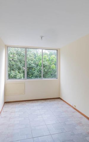 Apartamento à venda com 66m², 2 quartos e 1 vagaSala