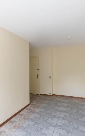Apartamento à venda com 66m², 2 quartos e 1 vagaSala