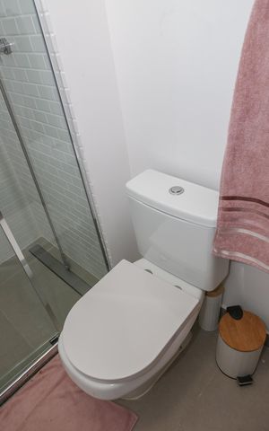 Apartamento à venda com 66m², 2 quartos e 1 vaga Apartamento à venda com 66m², 2 quartos e 1 vagaBanheiro da Suíte