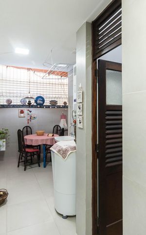 Apartamento à venda com 112m², 3 quartos e 1 vagaÁrea de Serviço