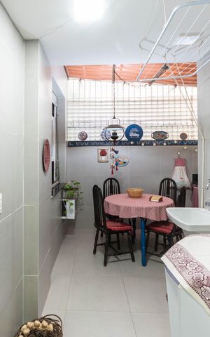 Apartamento à venda com 112m², 3 quartos e 1 vagaÁrea de Serviço
