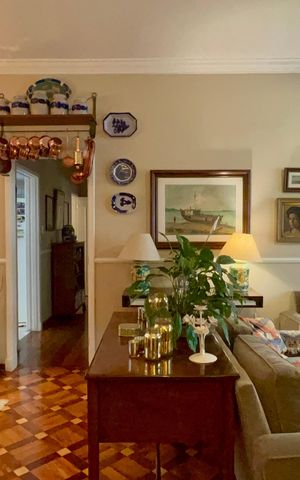 Apartamento à venda com 113m², 2 quartos e 1 vaga Apartamento à venda com 113m², 2 quartos e 1 vagaSalas