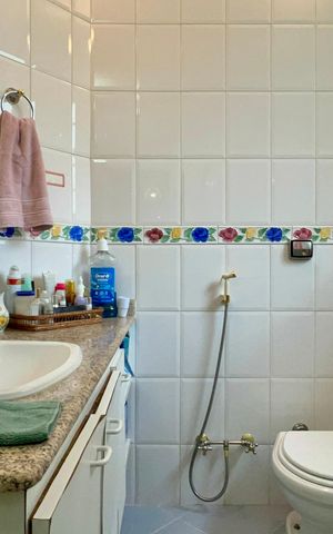 Apartamento à venda com 113m², 2 quartos e 1 vaga Apartamento à venda com 113m², 2 quartos e 1 vagaBanheiro da Suíte