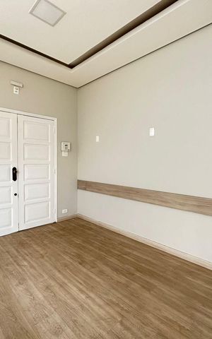 Casa para alugar com 406m², 8 quartos e 1 vaga Casa para alugar com 406m², 8 quartos e 1 vagaSala