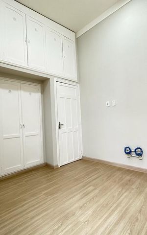 Casa para alugar com 406m², 8 quartos e 1 vaga Casa para alugar com 406m², 8 quartos e 1 vagaQuarto 4