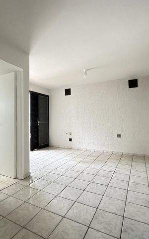 Casa para alugar com 406m², 8 quartos e 1 vaga Casa para alugar com 406m², 8 quartos e 1 vagaSuíte 2