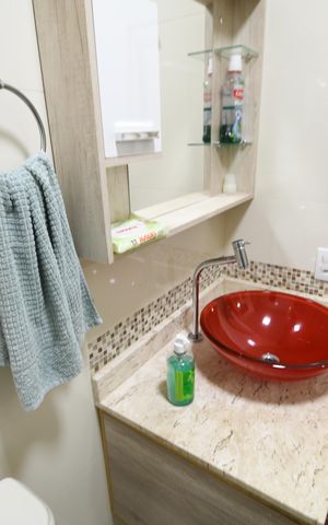 Apartamento à venda com 76m², 2 quartos e 1 vagaBanheiro