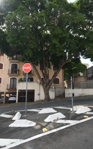 Apartamento à venda com 76m², 2 quartos e 1 vagaFachada do Prédio