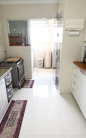Apartamento à venda com 76m², 2 quartos e 1 vagaCozinha