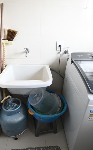 Apartamento à venda com 76m², 2 quartos e 1 vagaÁrea de Serviço