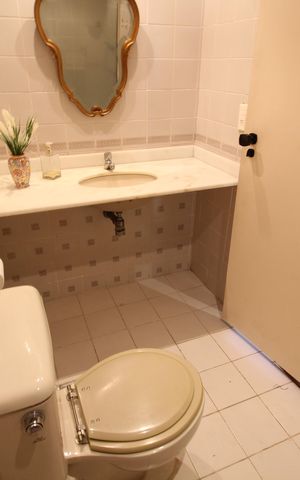 Apartamento à venda com 305m², 4 quartos e 2 vagasBanheiro Social 1