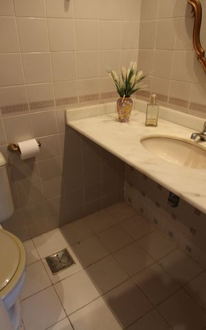 Apartamento à venda com 305m², 4 quartos e 2 vagasBanheiro Social 1
