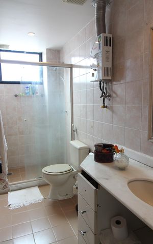 Apartamento à venda com 305m², 4 quartos e 2 vagasQuarto 2 e 3 - Suíte
