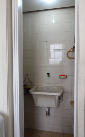 Apartamento à venda com 305m², 4 quartos e 2 vagasBanheiro de Serviço