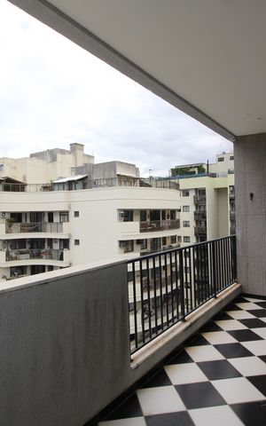 Apartamento à venda com 305m², 4 quartos e 2 vagasQuarto 4 - Suíte