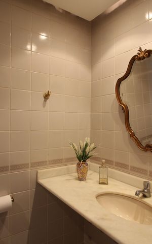 Apartamento à venda com 305m², 4 quartos e 2 vagasBanheiro Social 1