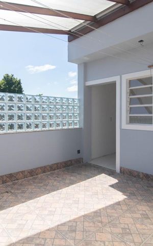 Casa para alugar com 341m², 3 quartos e 8 vagasTerraço