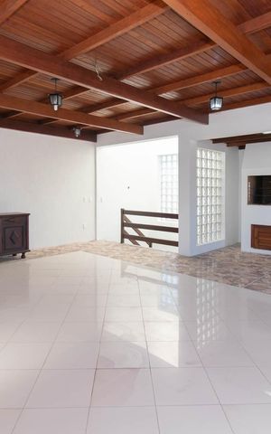 Casa para alugar com 341m², 3 quartos e 8 vagasÁrea Gourmet