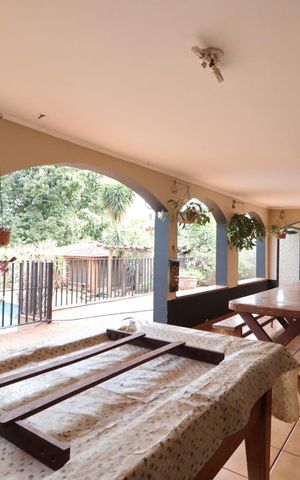 Casa para alugar com 560m², 7 quartos e 8 vagas Casa para alugar com 560m², 7 quartos e 8 vagasÁrea comum