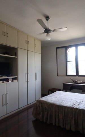 Casa para alugar com 560m², 7 quartos e 8 vagas Casa para alugar com 560m², 7 quartos e 8 vagasSuíte 2