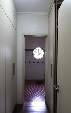 Casa para alugar com 560m², 7 quartos e 8 vagas Casa para alugar com 560m², 7 quartos e 8 vagasSuíte 1