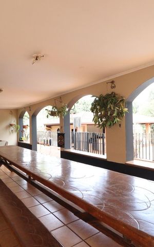 Casa para alugar com 560m², 7 quartos e 8 vagas Casa para alugar com 560m², 7 quartos e 8 vagasÁrea comum