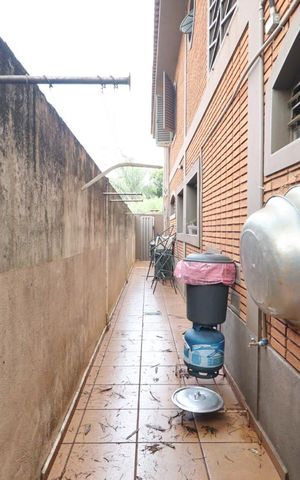 Casa para alugar com 560m², 7 quartos e 8 vagas Casa para alugar com 560m², 7 quartos e 8 vagasCorredor