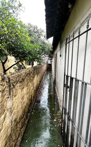 Casa à venda com 250m², 1 quarto e sem vagaCorredor