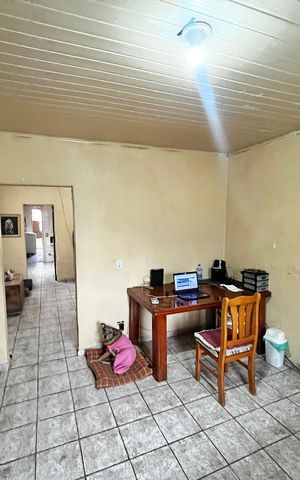 Casa à venda com 250m², 1 quarto e sem vagaQuarto