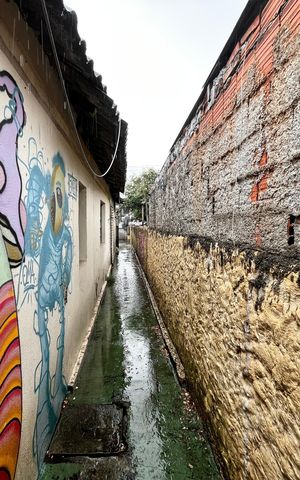 Casa à venda com 250m², 1 quarto e sem vagaCorredor