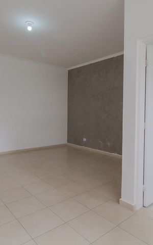Casa para alugar com 140m², 2 quartos e 2 vagas Casa para alugar com 140m², 2 quartos e 2 vagasSuíte