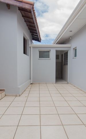 Casa para alugar com 140m², 2 quartos e 2 vagas Casa para alugar com 140m², 2 quartos e 2 vagasQuintal
