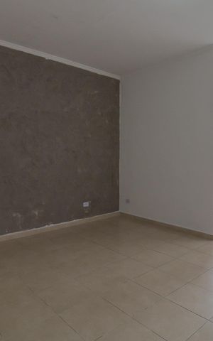 Casa para alugar com 140m², 2 quartos e 2 vagas Casa para alugar com 140m², 2 quartos e 2 vagasSuíte