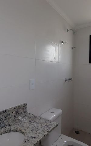Apartamento à venda com 55m², 2 quartos e 2 vagasBanheiro da Suíte