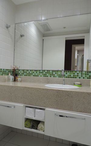 Casa de condomínio para alugar com 200m², 3 quartos e 4 vagasLavabo