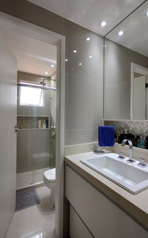 Casa de condomínio para alugar com 200m², 3 quartos e 4 vagasBanheiro da Suíte 2