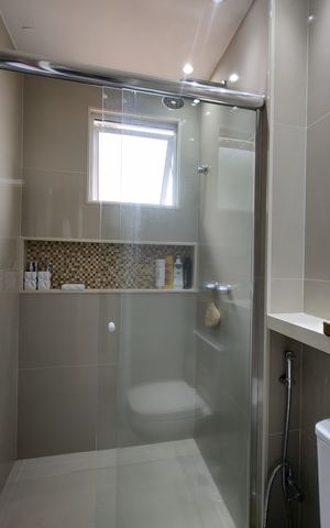 Casa de condomínio para alugar com 200m², 3 quartos e 4 vagasBanheiro da Suíte 2