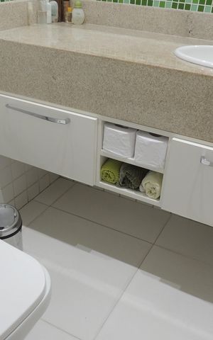 Casa de condomínio para alugar com 200m², 3 quartos e 4 vagasLavabo