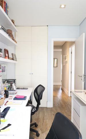 Apartamento para alugar com 187m², 3 quartos e 3 vagasEscritório