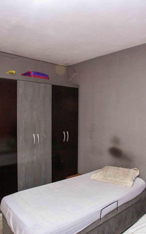 Casa à venda com 504m², 7 quartos e 4 vagasQuarto Casa 5