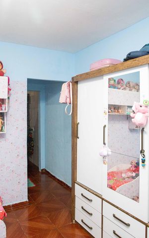 Casa à venda com 504m², 7 quartos e 4 vagasQuarto 2 Casa 1