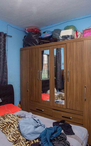 Casa à venda com 504m², 7 quartos e 4 vagasQuarto Casa 3
