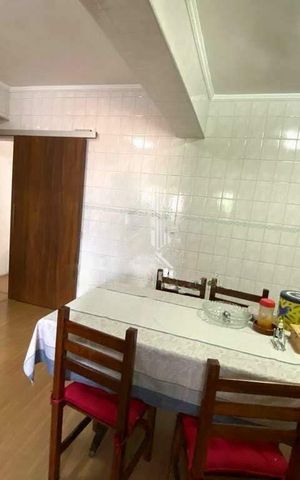 Casa à venda com 255m², 5 quartos e 4 vagas