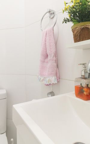 Apartamento à venda com 77m², 4 quartos e 2 vagas Apartamento à venda com 77m², 4 quartos e 2 vagasÁrea de Serviço - Banheiro de Serviço